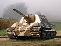 Zvezda 6206 Panzer Sd.Kfz.186 "Jagdtiger" Model Plastik Bausatz 1:100