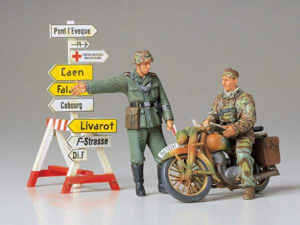 Tamiya Figuren Set Soldaten Motorrad Schild 1:35 Plastik Model Kit Bausatz 35241