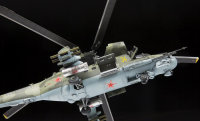 ZVEZDA Sowjetischer Kampfhubschrauber Mi-24P „Hind“ Modellbausatz 1/72